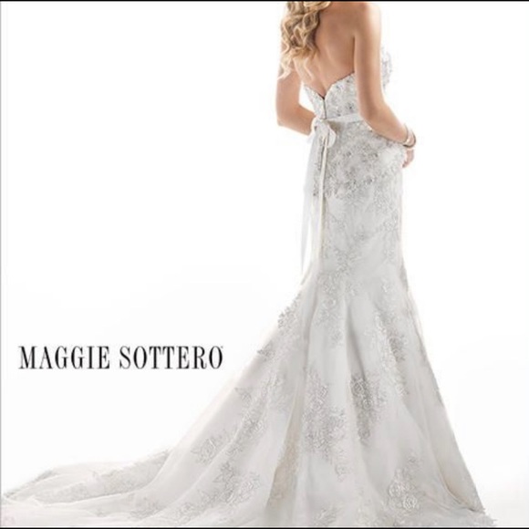 ❤️MAGGIE SOTTERO BRIDAL GOWN ❤️ - Picture 3 of 16